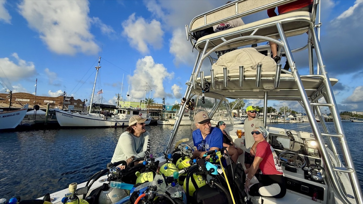 The dive crew heading out from the Dunedin marina